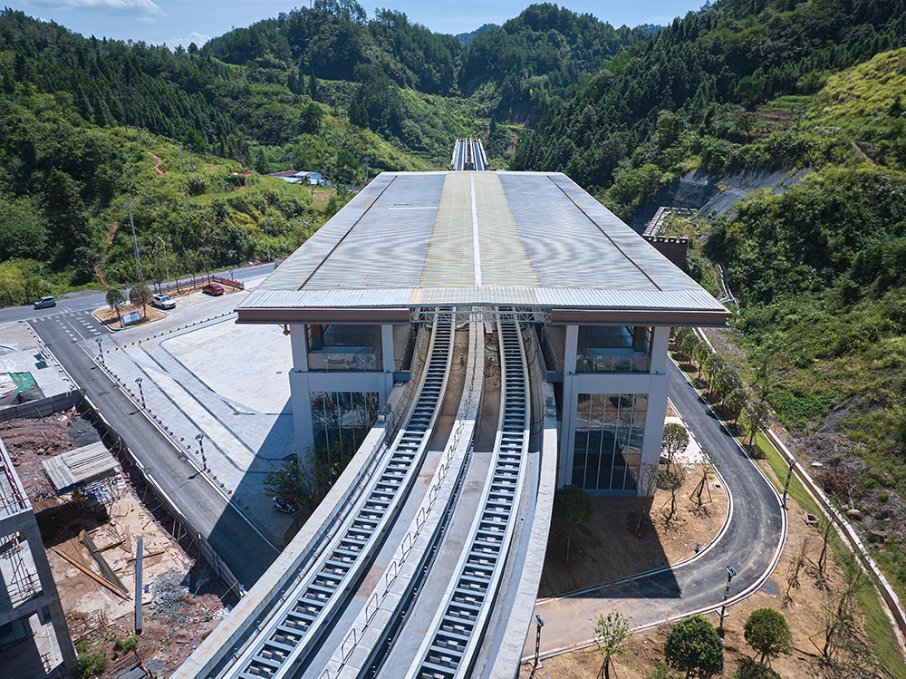 2.鳳凰磁浮文化旅游項(xiàng)目 配圖4.jpg