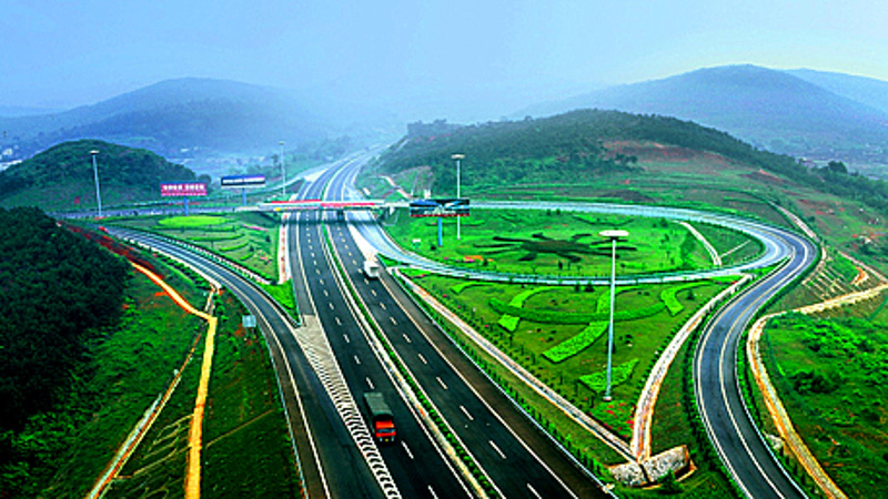 1京珠國(guó)道主干線湖南臨湘至長(zhǎng)沙高速公路1 (2)_副本.jpg